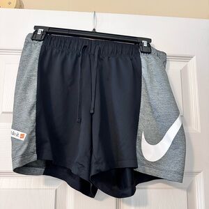 NIKE PRO Womens Size Small Icon Clash Attack Black Shorts 5" Inseam Drawstring